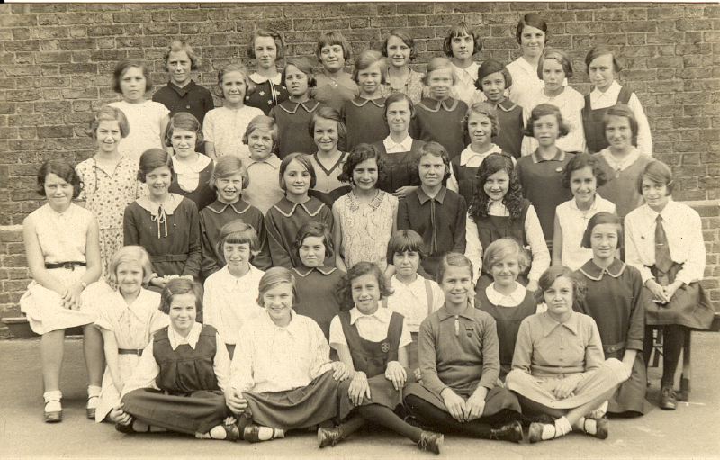 24, Churchfields School, form 6a, 1933.jpg